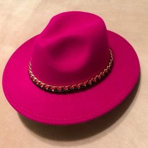Savvy Chain Fedora Hat